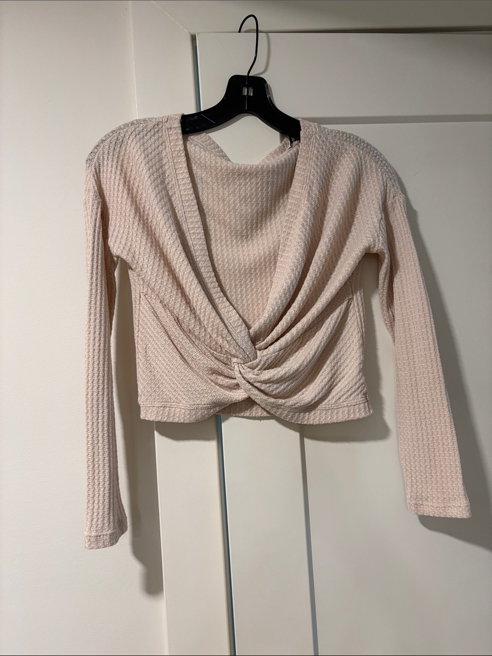 Express Cream Twist-Front Long Sleeve Top